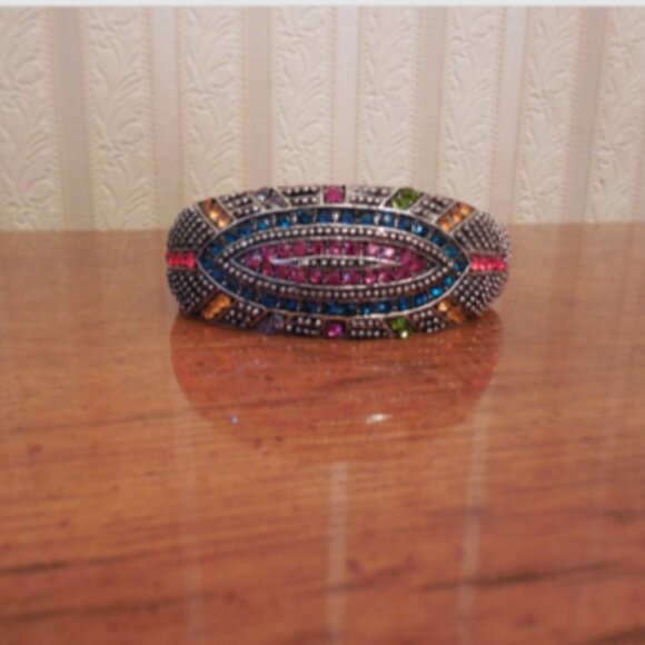 STUNNING LADIES MULTI GEM COLORED BANGLE  BRACELET - Picture 3 of 3